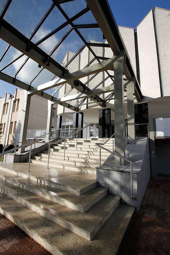 Hotel IOR Posen Exterior foto